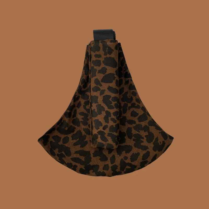 echarpe de portage petit leopard